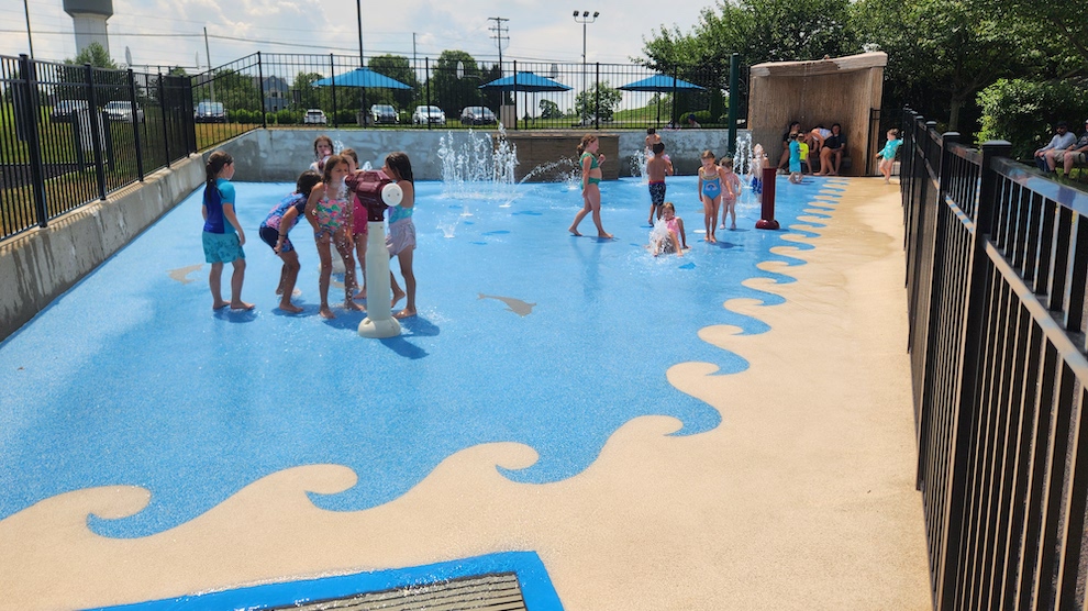 Water Flecks® Molasses Creek Splash Pad